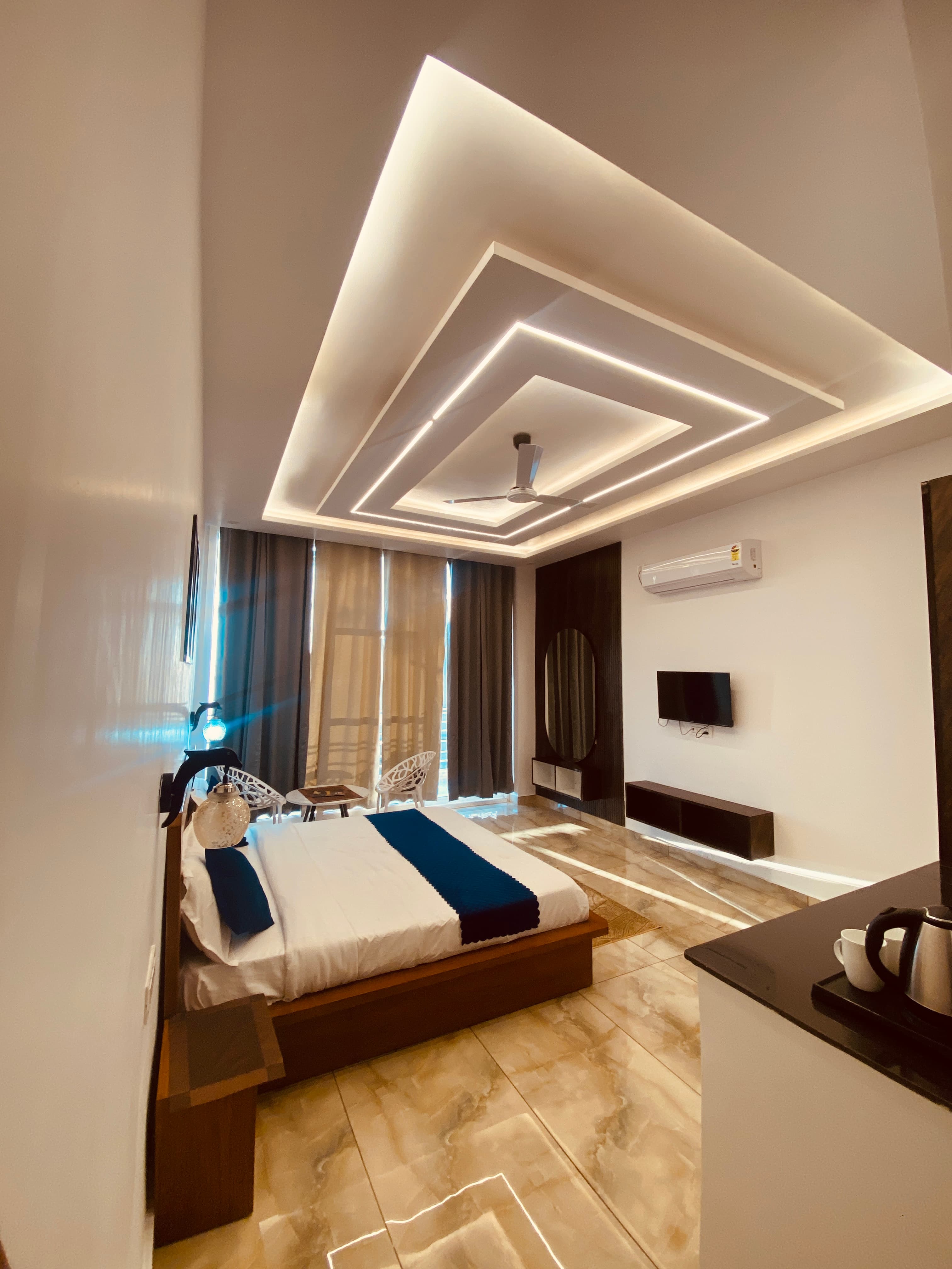 Deluxe AC Room at The Pine Paradise Kasauli - Pine Forest View